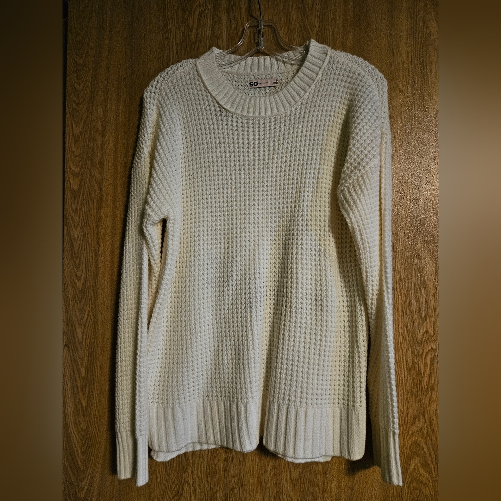 New Without tags Womens sweater